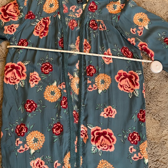 Blue Floral Kimono - Picture 12 of 12